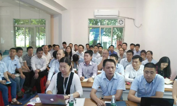 聚焦目的，，，，，全力以赴——2018年ga黄金甲年中聚会圆满举行